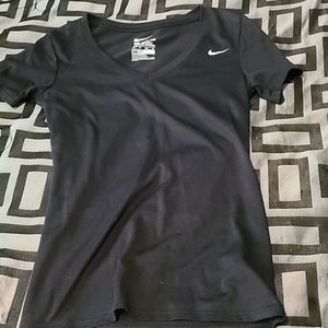 NIKE dri-fit t-shirt